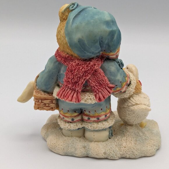 Cherished Teddies Ingrid "Bundled-Up with Warm Wishes" (617237) 1994 - Picture 4 of 10